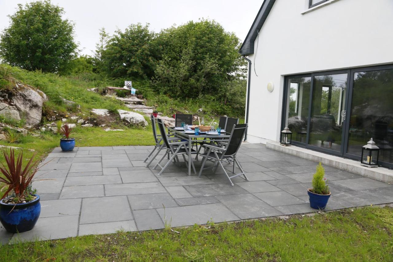 Luxury 6 Bedroom Spiddal Villa, Jacuzzi, Balcony Galway Exterior foto